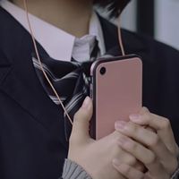 LINEミュージックcmの女の子使用のiPhoneケースを紹介！購入方法も！
